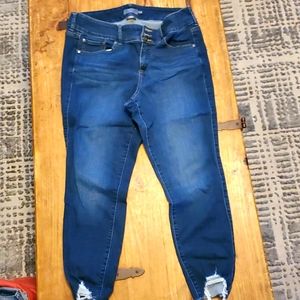 Ankle length jeans